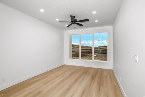 Tiny photo for 2764 W BECCO TRL #64, Saint George, UT 84770 (MLS # 2142519)