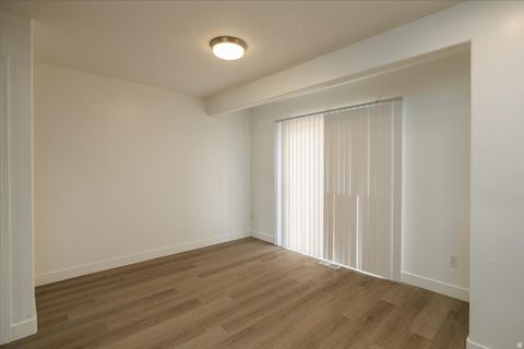 Tiny photo for 4753 S FALKIRK DR W, Murray, UT 84107 (MLS # 2131492)