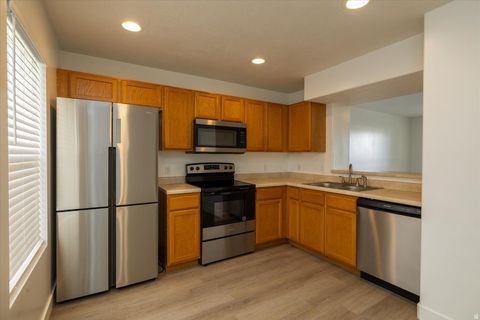 Tiny photo for 4753 S FALKIRK DR W, Murray, UT 84107 (MLS # 2131492)