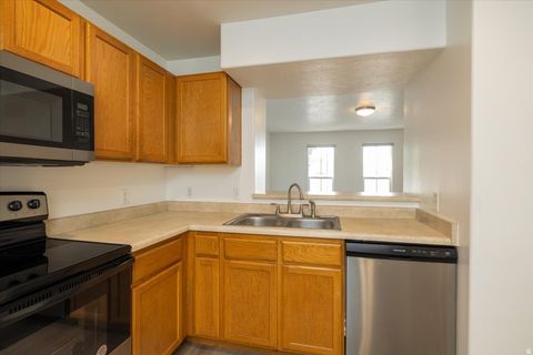 Tiny photo for 4753 S FALKIRK DR W, Murray, UT 84107 (MLS # 2131492)