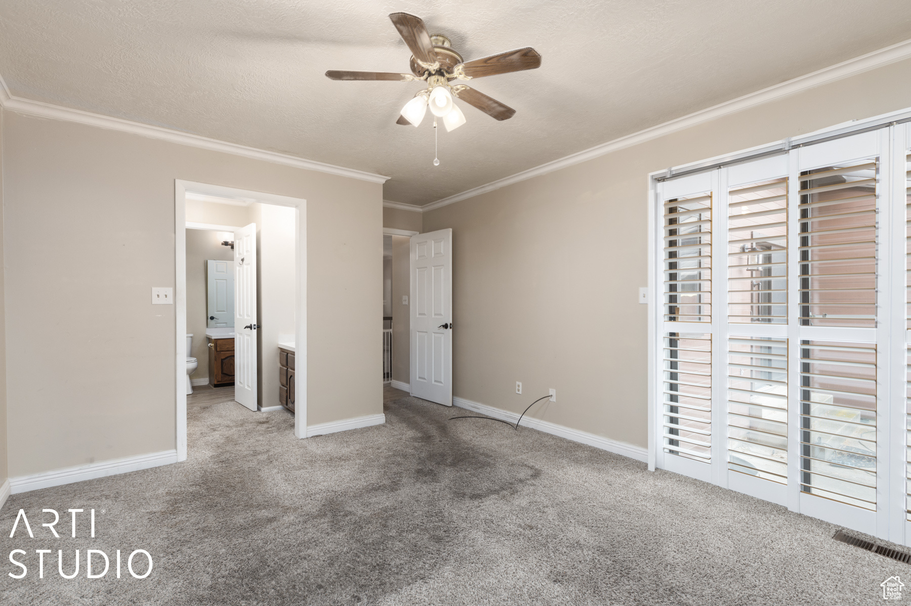 EASTGROVE CONDOMINIUM - Residential