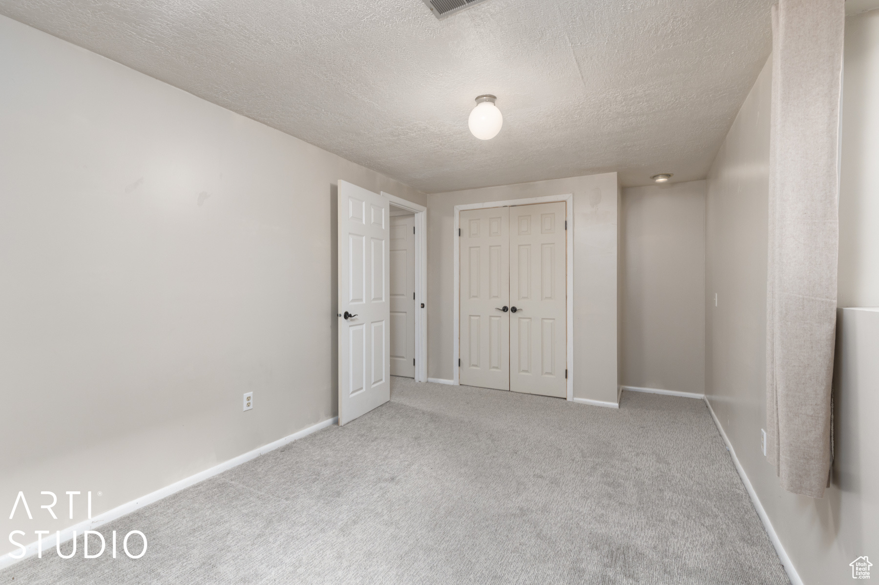 EASTGROVE CONDOMINIUM - Residential