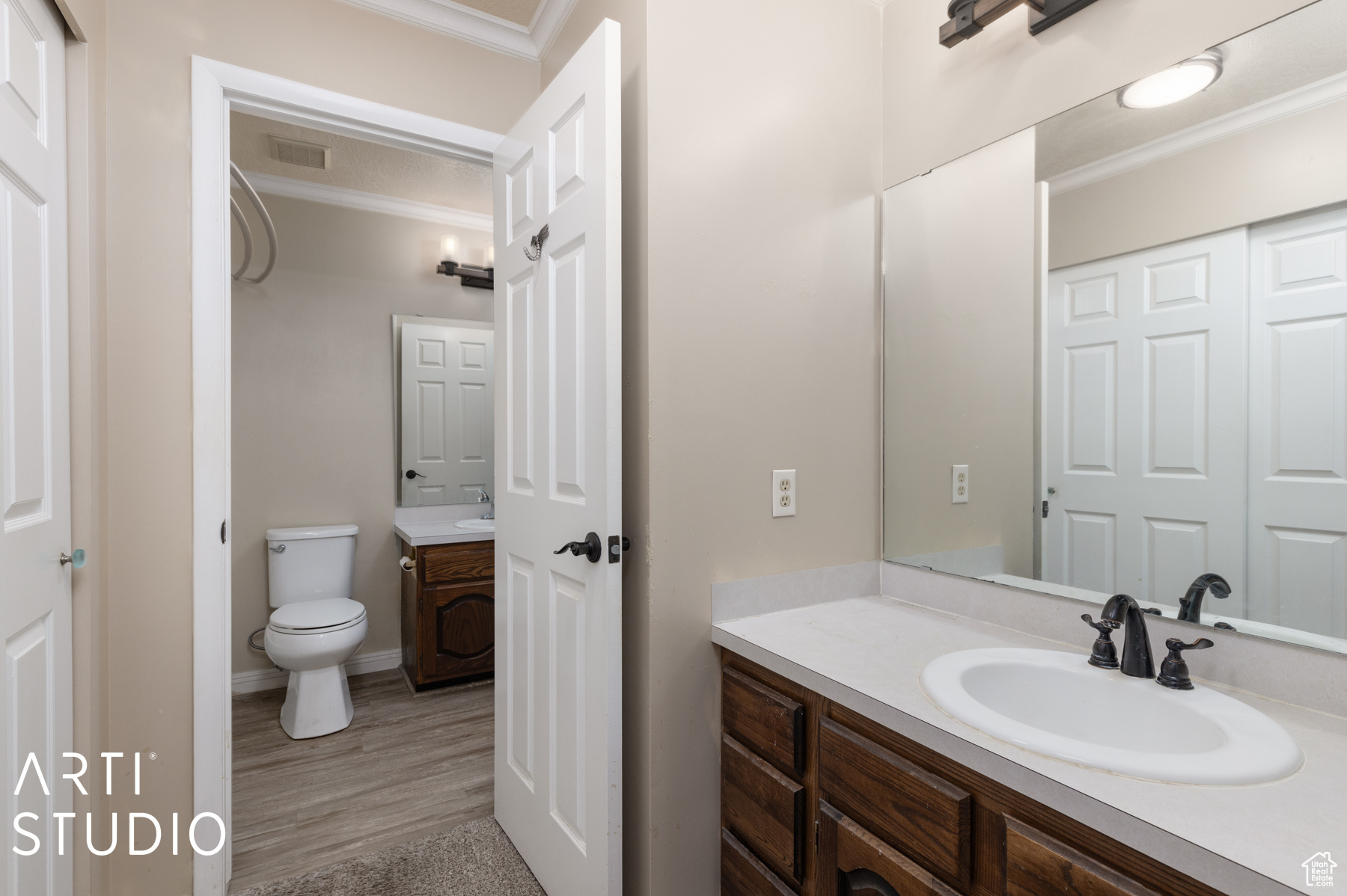 EASTGROVE CONDOMINIUM - Residential