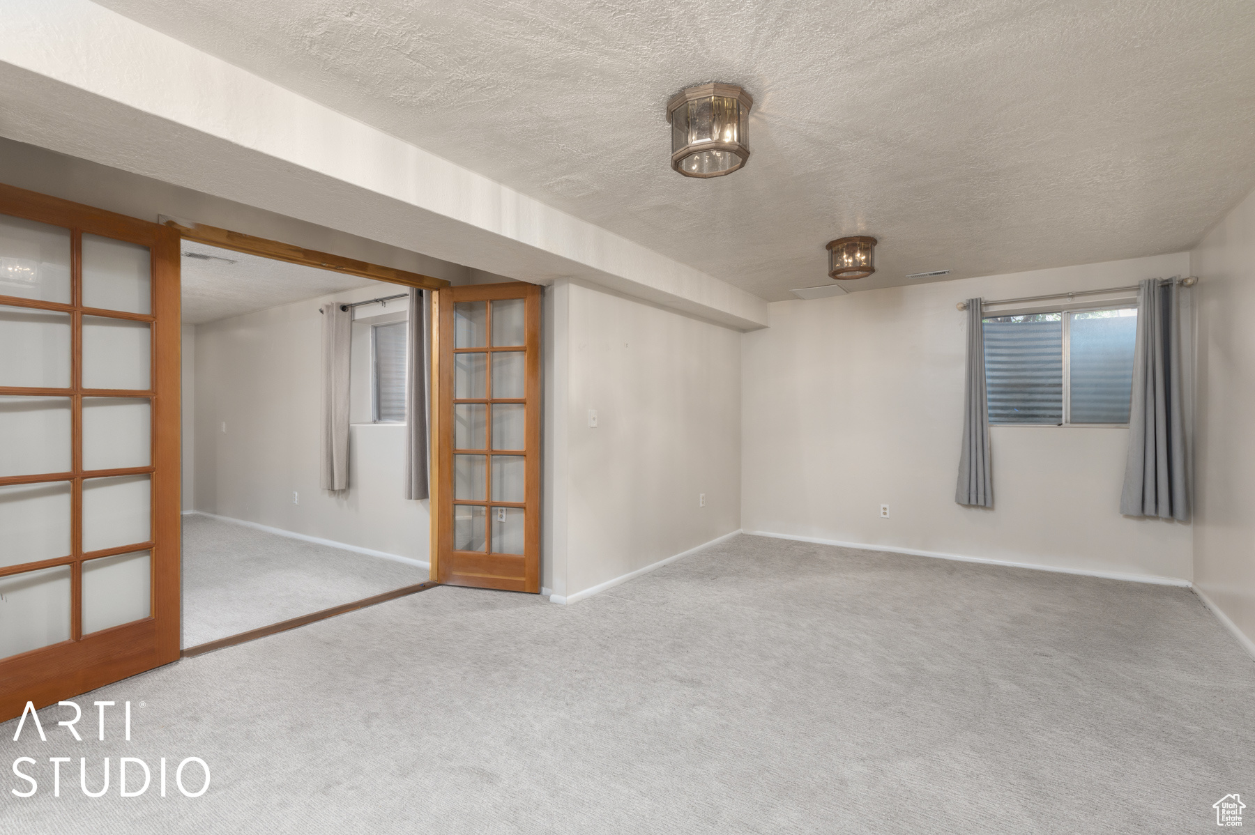 EASTGROVE CONDOMINIUM - Residential