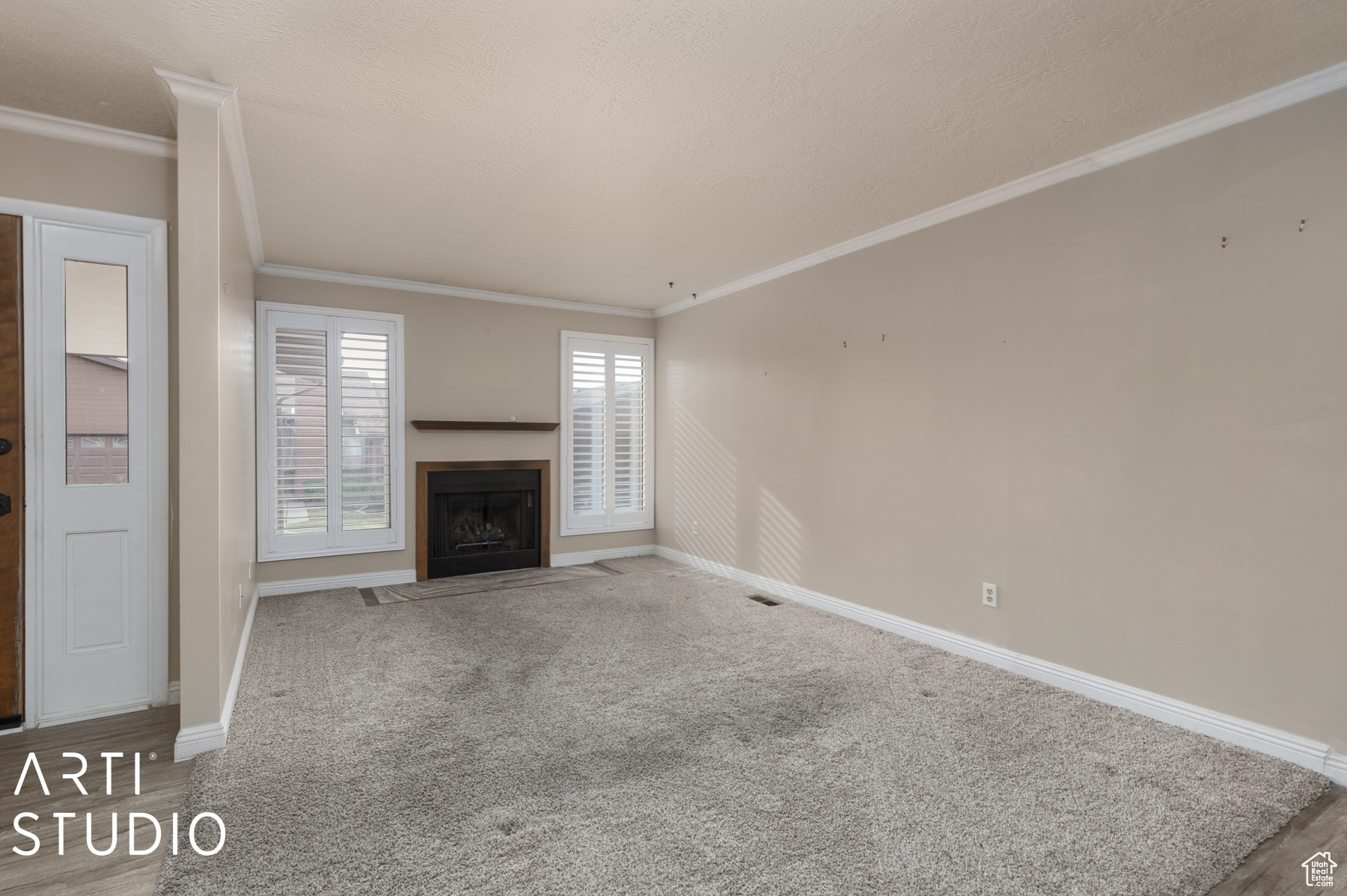 EASTGROVE CONDOMINIUM - Residential