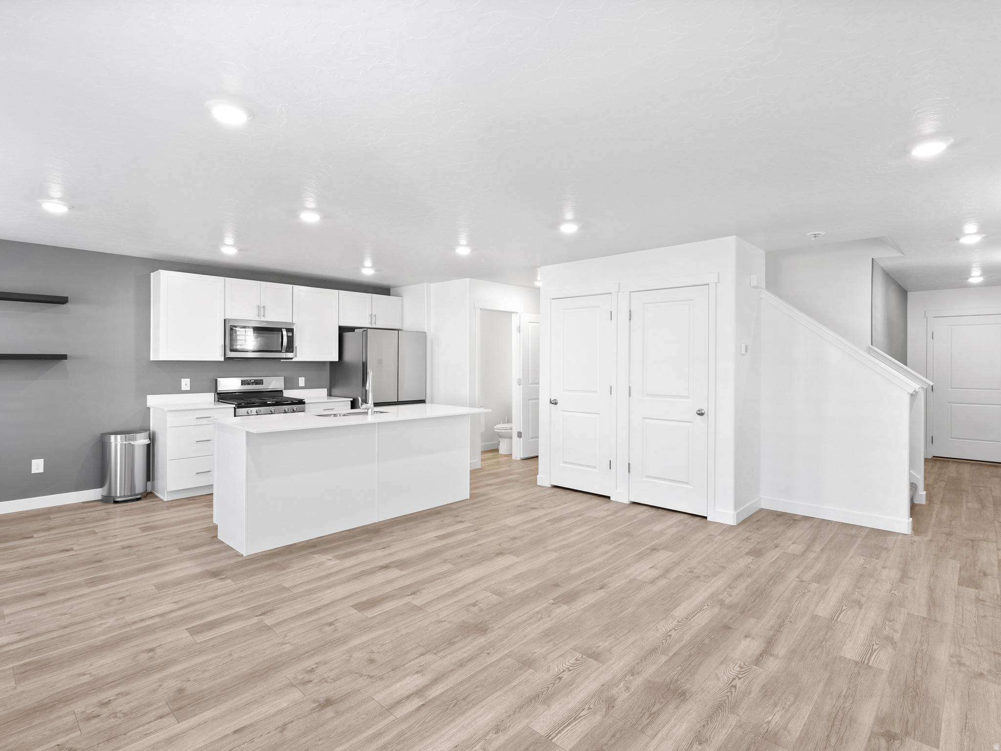 LITTLE VALLEY GATEWA - Residential