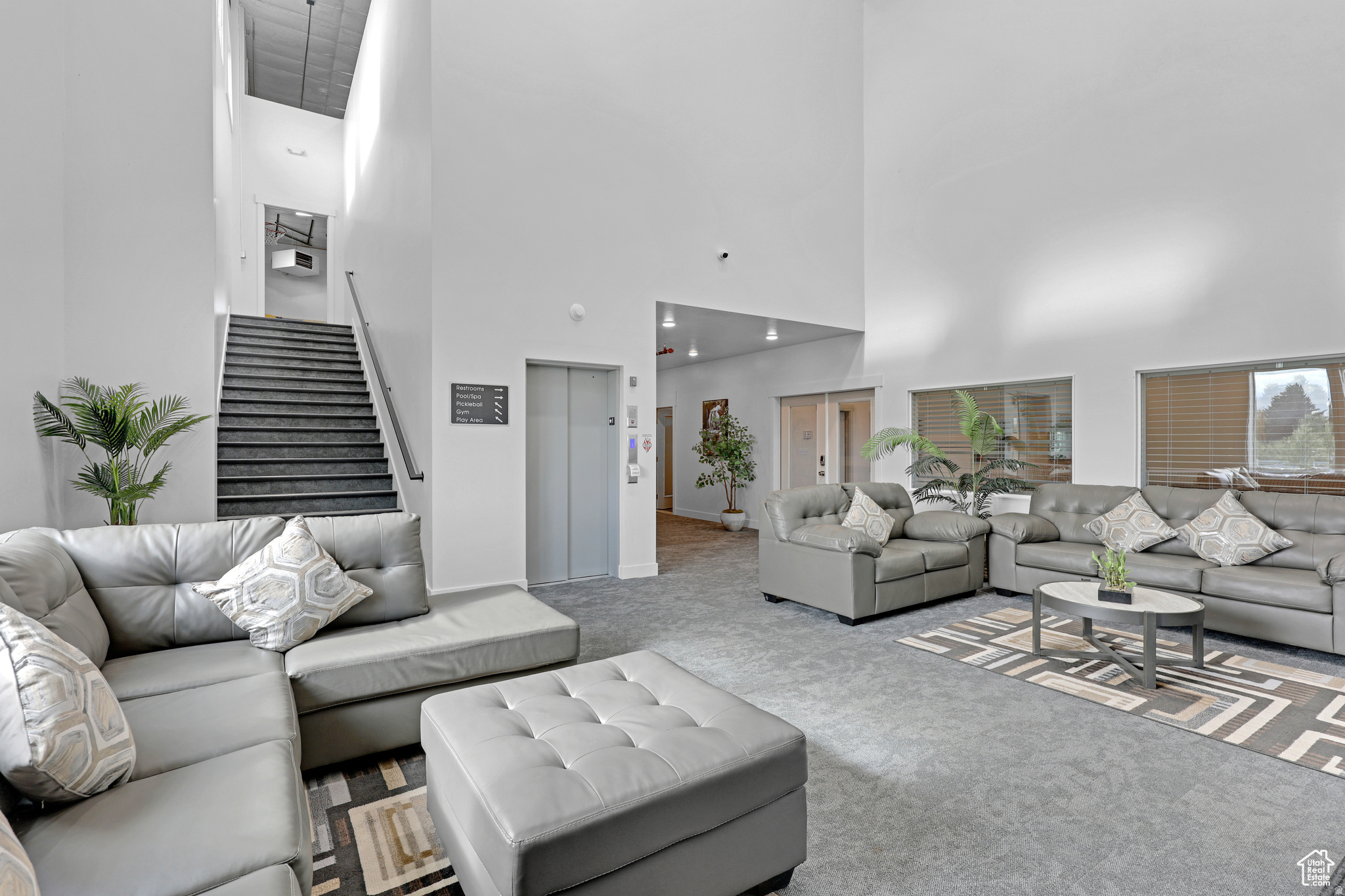 WATERDANCE - Residential