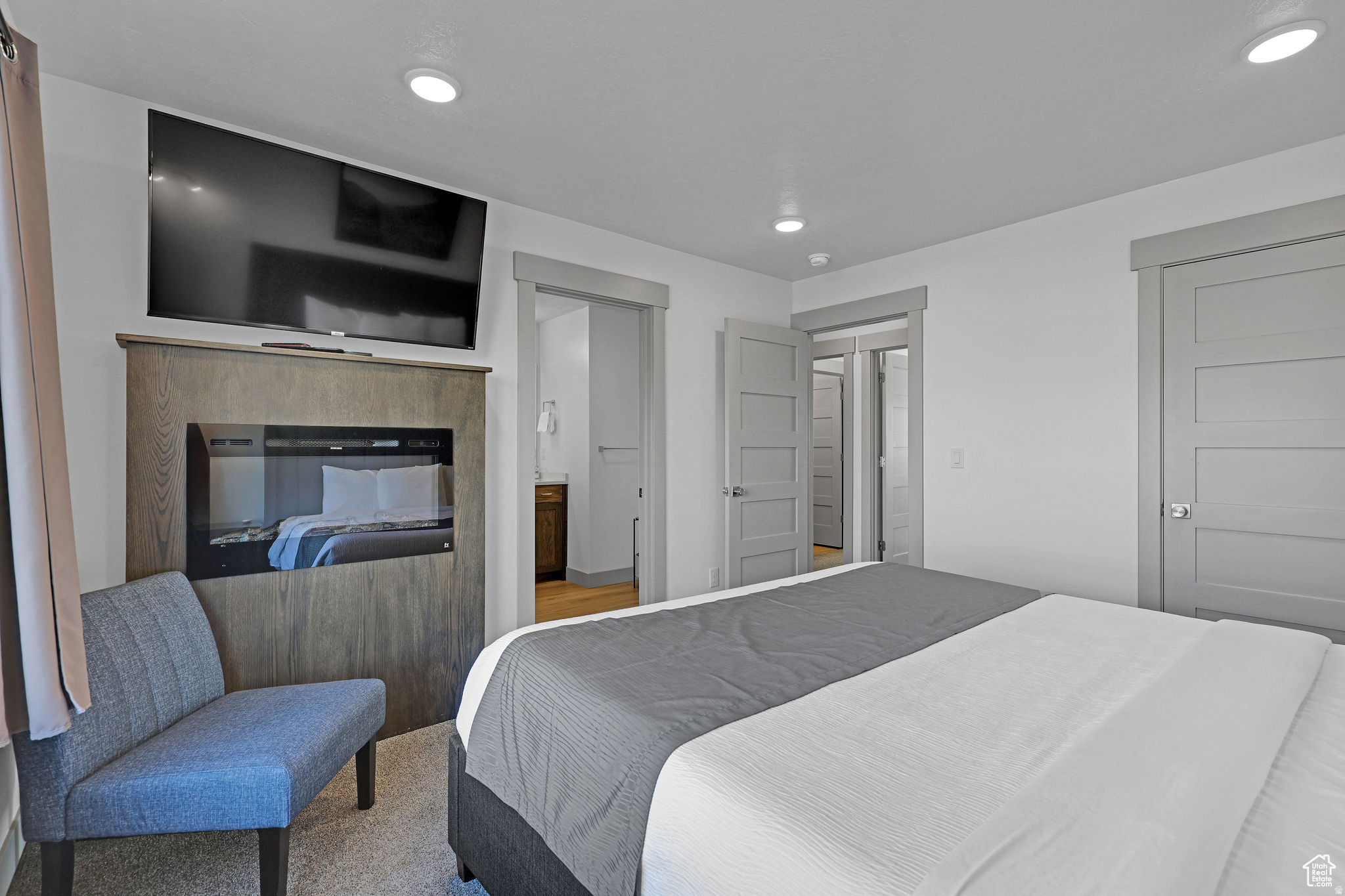 WATERDANCE - Residential