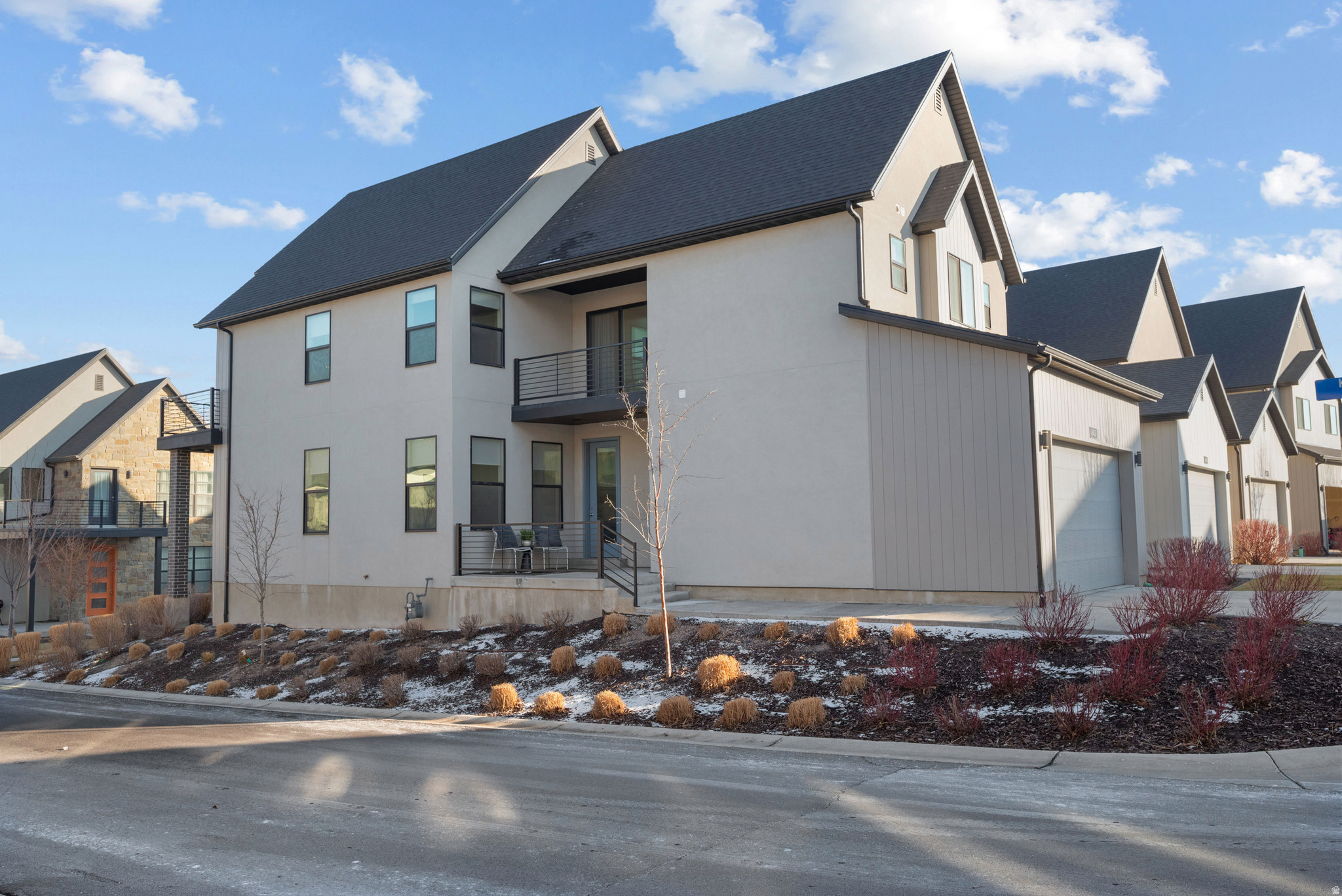 HOLBROOK SCANDIA3152 - Residential