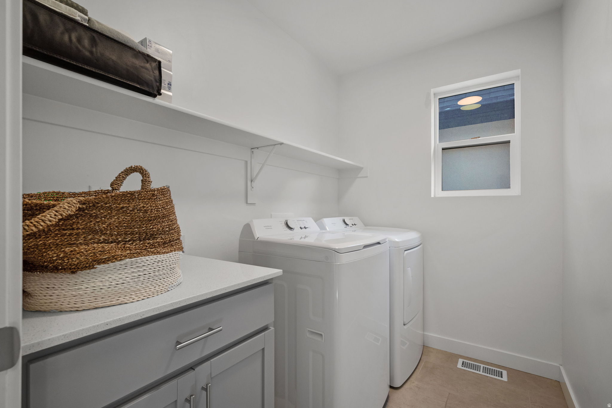 HOLBROOK SCANDIA3152 - Residential