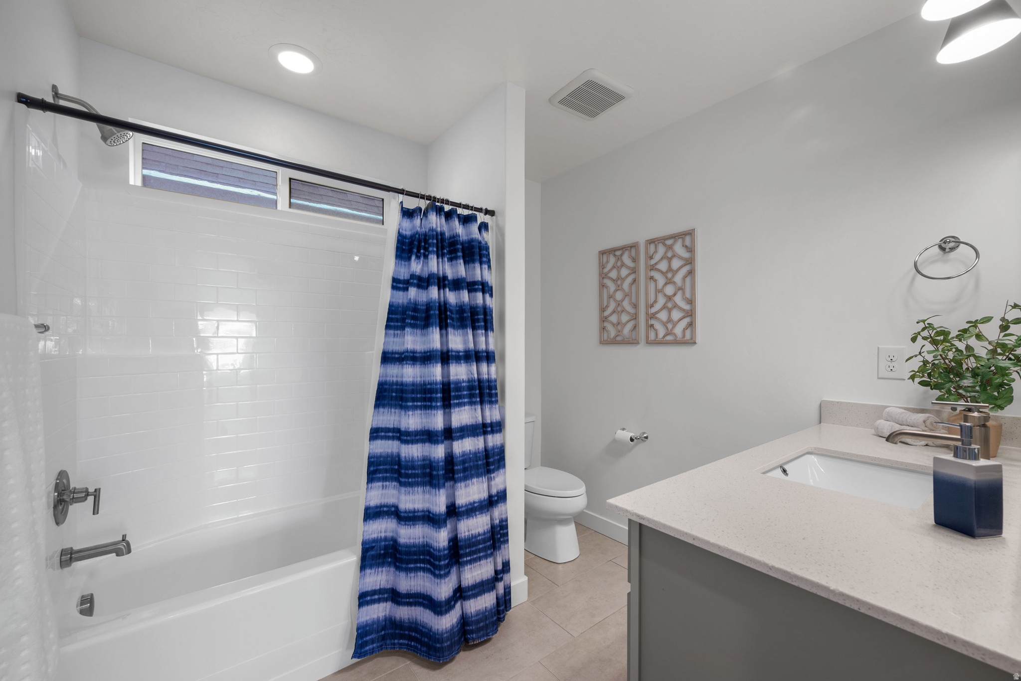 HOLBROOK SCANDIA3152 - Residential