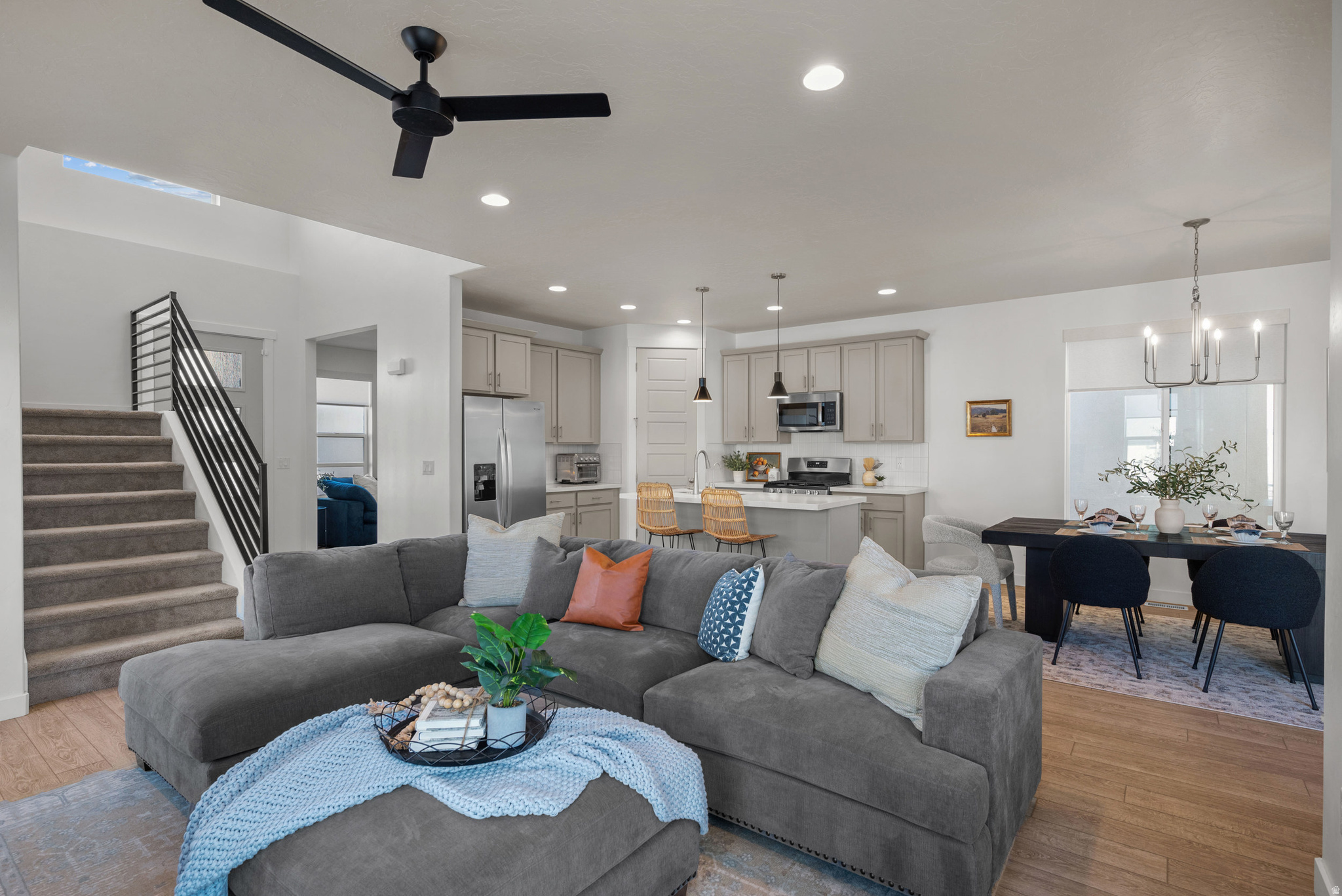 HOLBROOK SCANDIA3152 - Residential