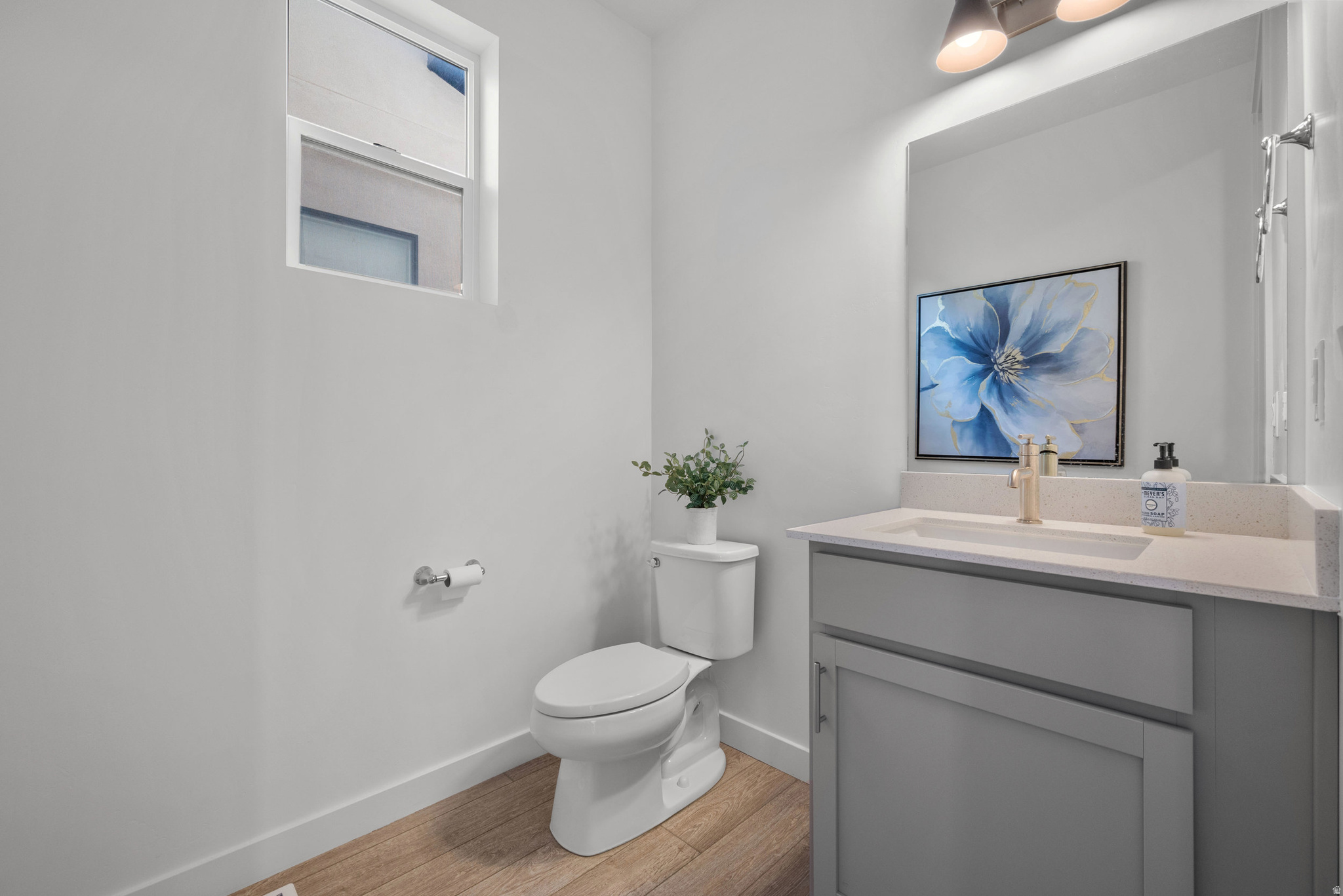 HOLBROOK SCANDIA3152 - Residential