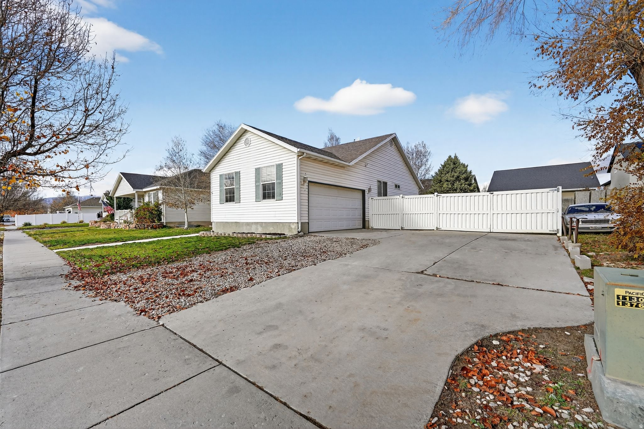 EAGLE POINT - Residential