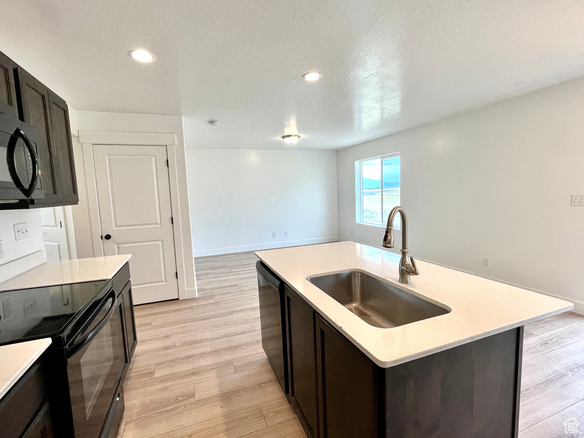 RIDGE - Residential