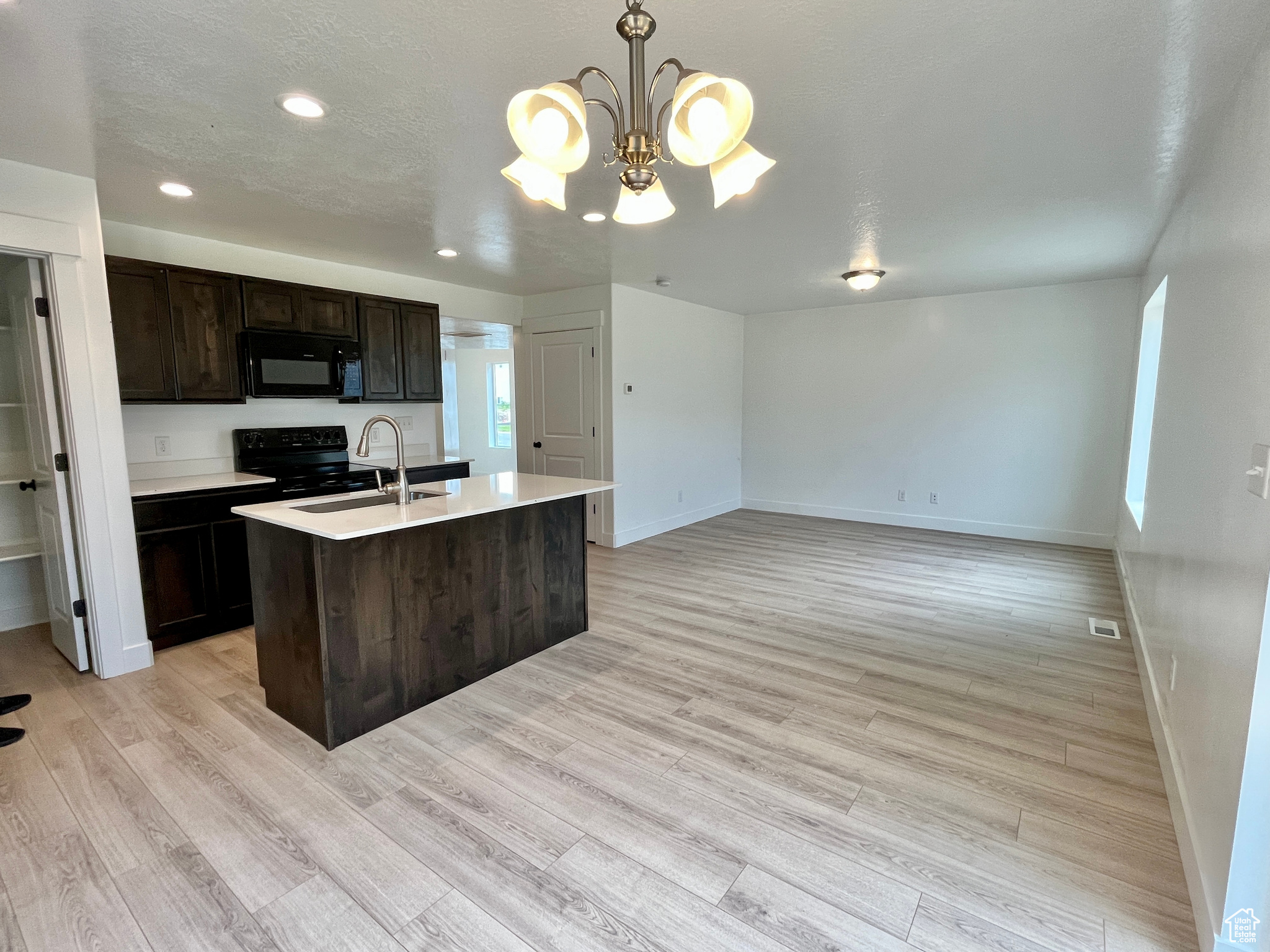 RIDGE - Residential