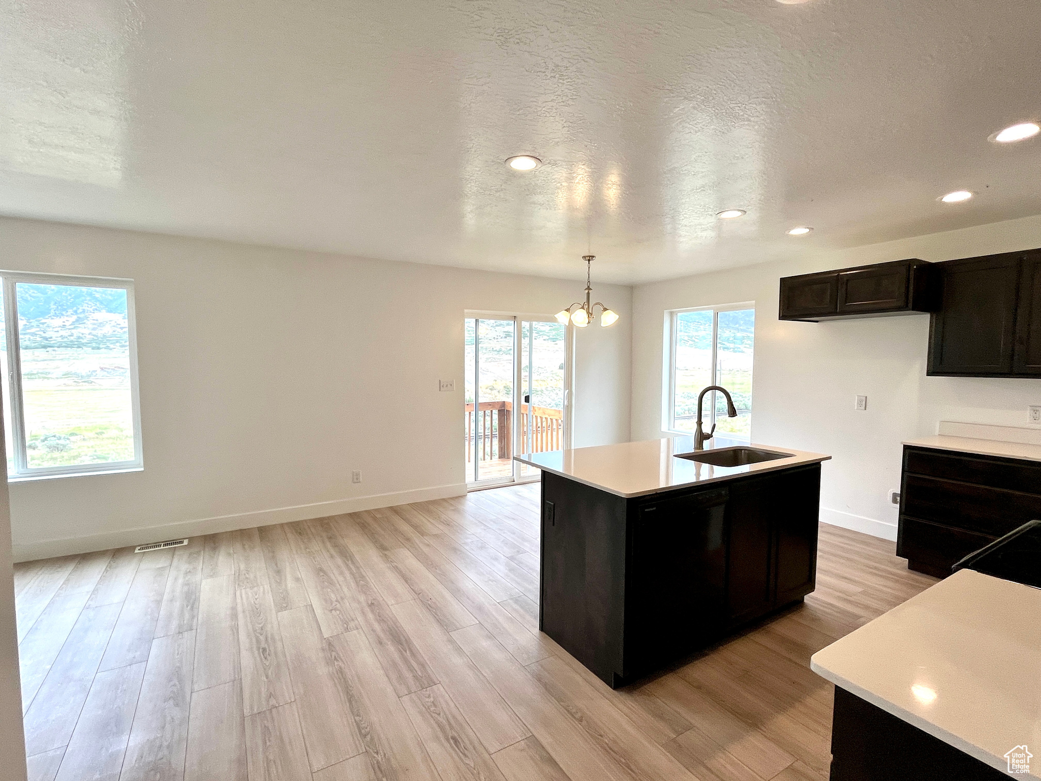 RIDGE - Residential