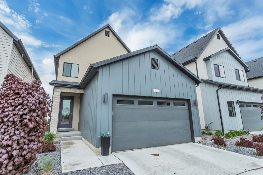Photo of 3123 N 325 E, Lehi, UT 84043 (MLS # 2183505)