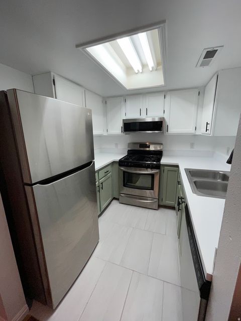 Tiny photo for 648 S 500 W #4, Provo, UT 84601 (MLS # 2121014)