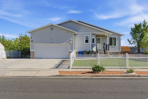 Tiny photo for 6306 W MARCREST DR, West Valley City, UT 84128 (MLS # 2150852)