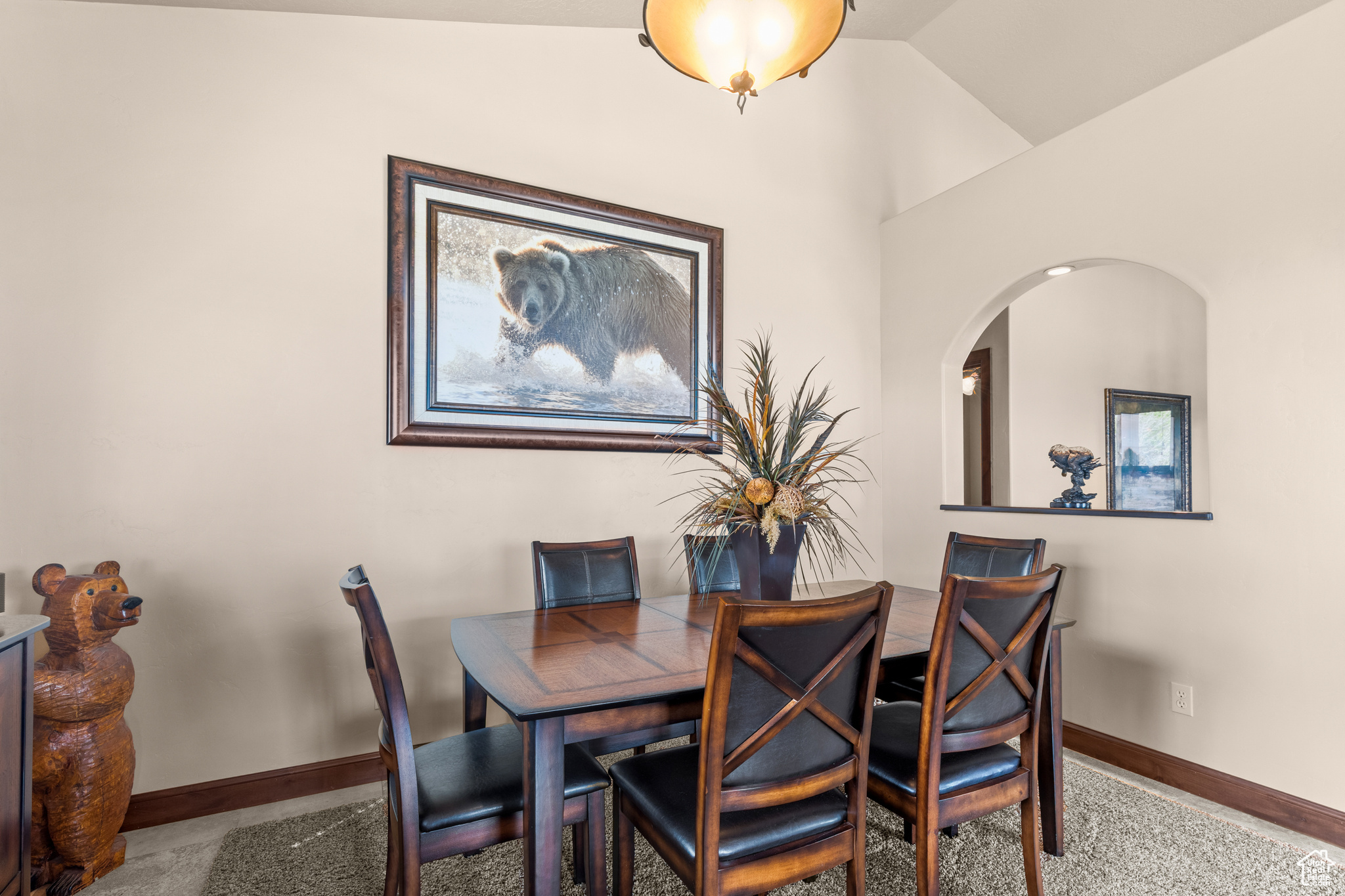 3320 S Mules Ear Cir, Garden City, Utah image 11