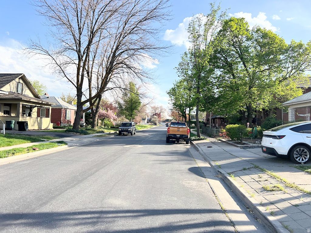Photo of 4920 S WASATCH ST, Murray, UT 84107 (MLS # 2155556)