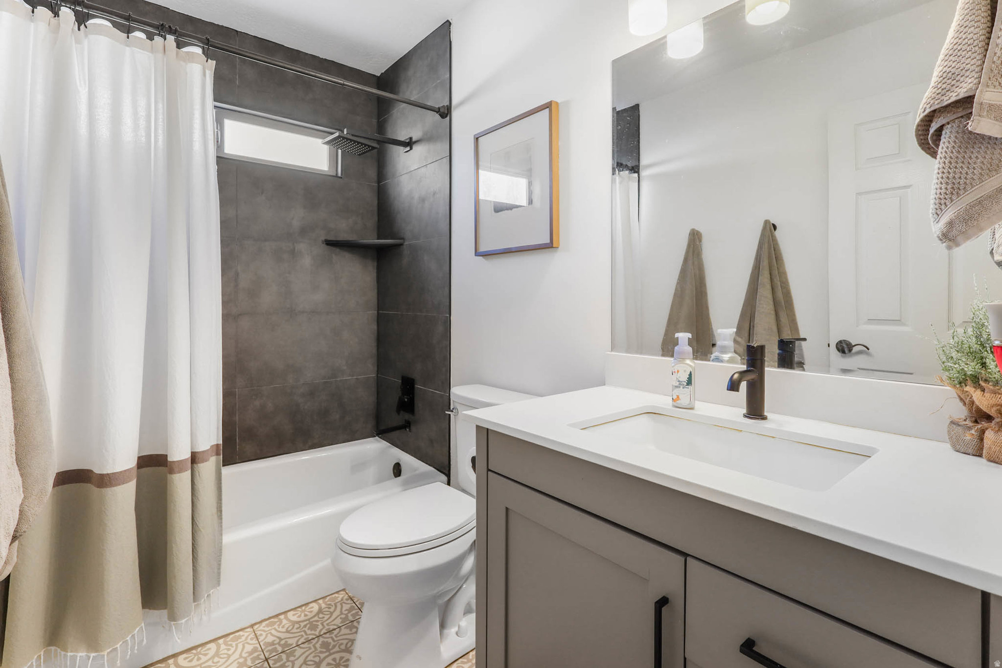 BRIAR POINT - Residential