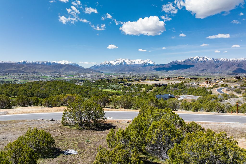 Photo of 3167 E BOULDER TOP WAY #911, Heber City, UT 84032 (MLS # 2152889)