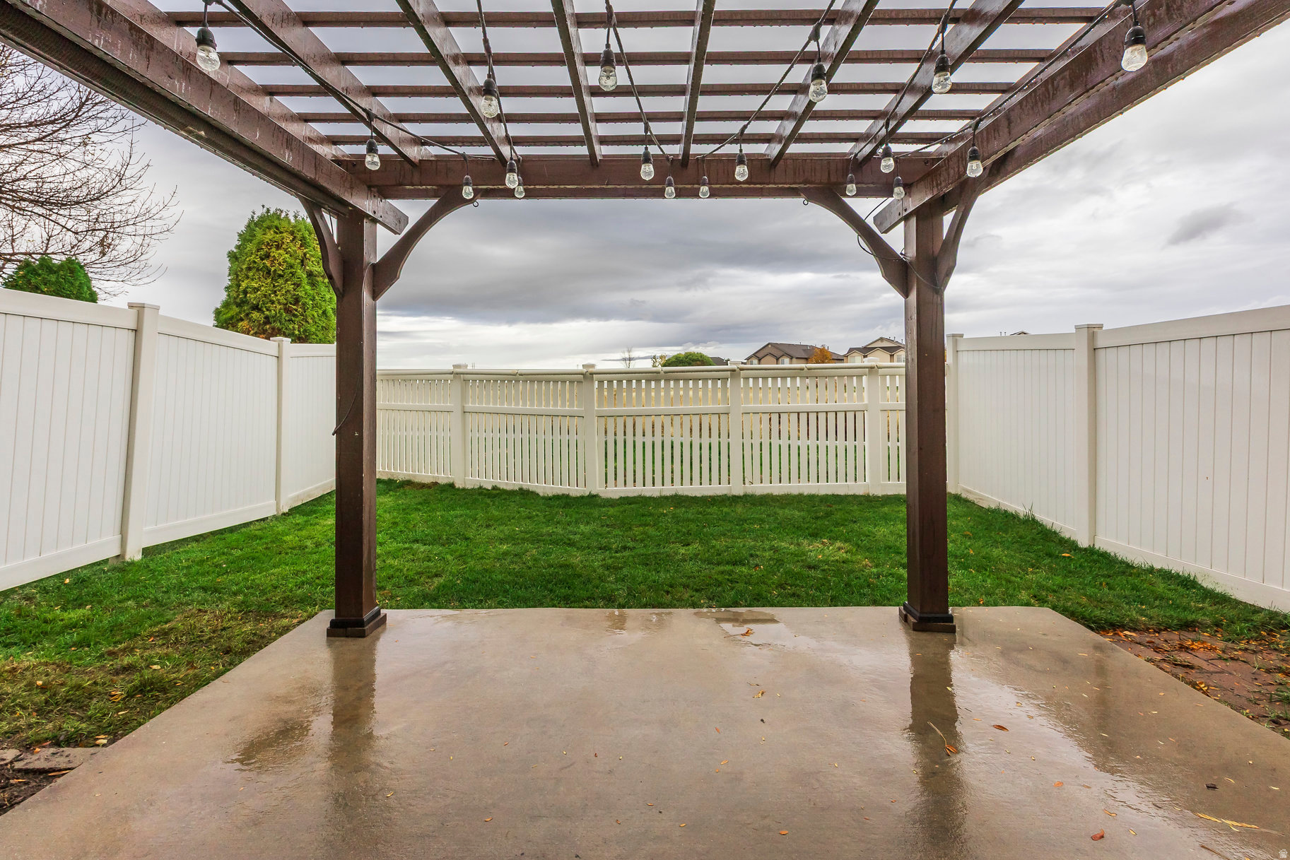 COVENTRY AT FOXBORO - Residential