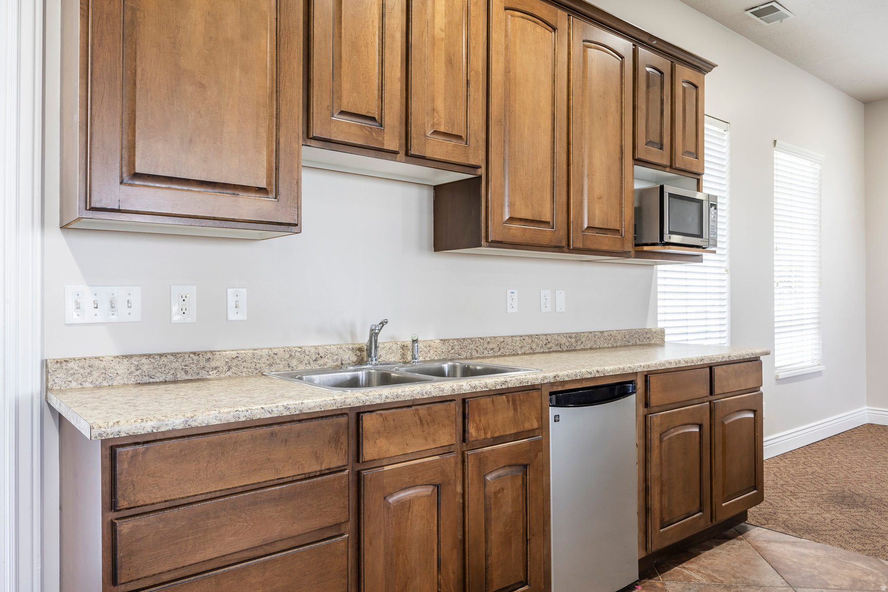 COVENTRY AT FOXBORO - Residential