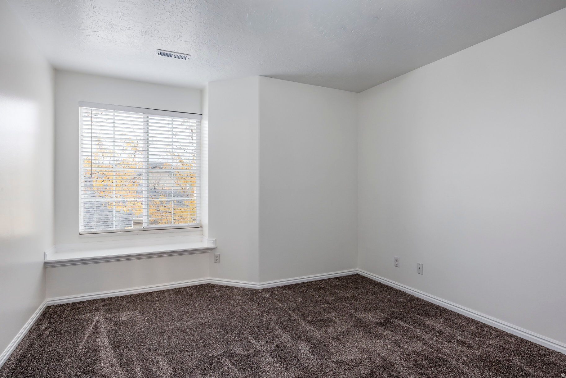 COVENTRY AT FOXBORO - Residential