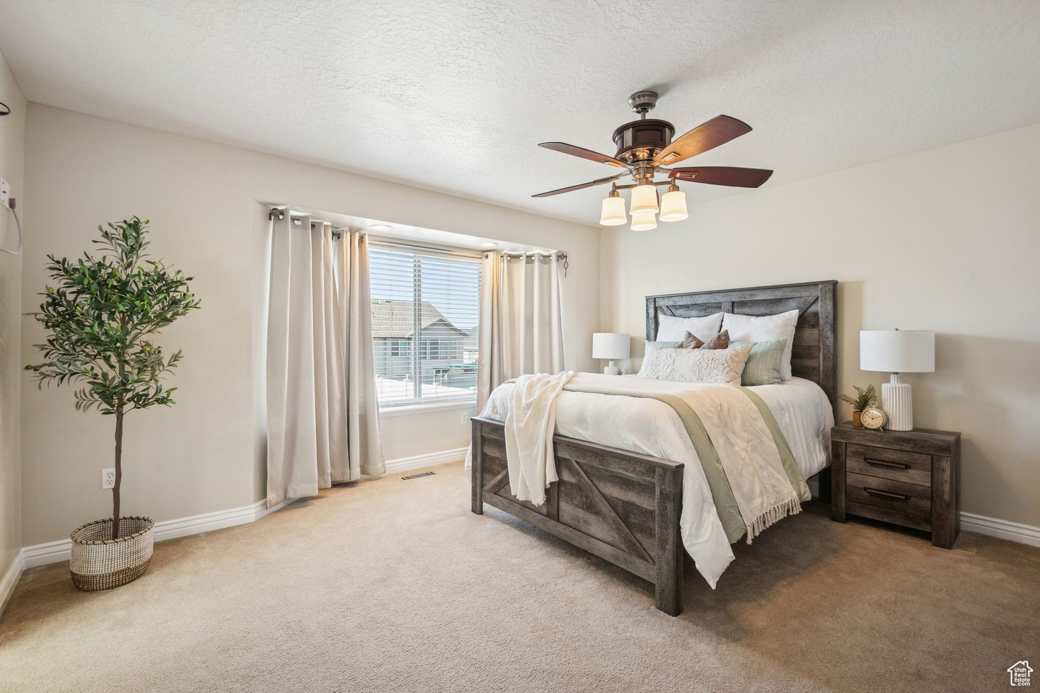 SUNSET ESTATES - Residential