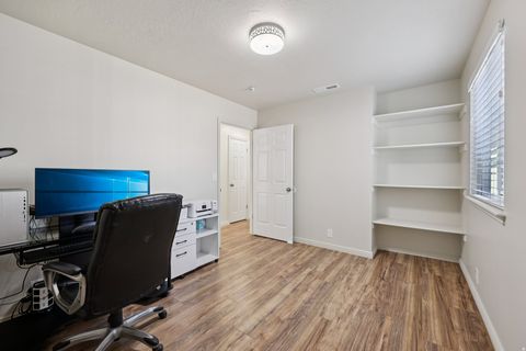 Tiny photo for 1322 W 125 S, Lehi, UT 84043 (MLS # 2119628)