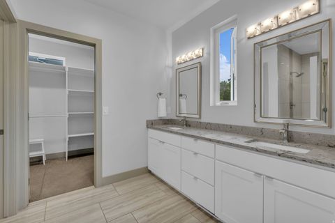 Tiny photo for 1846 E ORCHARD HOLLOW LN, Holladay, UT 84124 (MLS # 2152988)