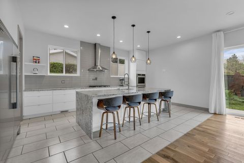 Tiny photo for 1846 E ORCHARD HOLLOW LN, Holladay, UT 84124 (MLS # 2152988)