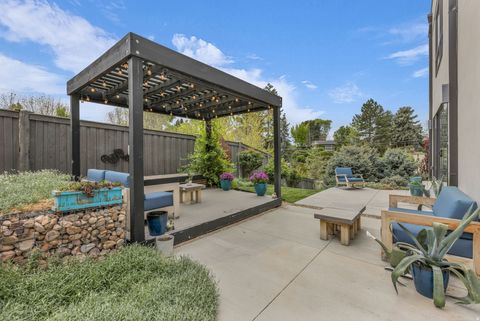 Tiny photo for 1846 E ORCHARD HOLLOW LN, Holladay, UT 84124 (MLS # 2152988)