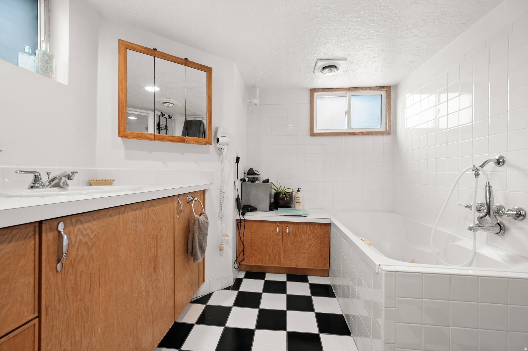 SUGARHOUSE - Residential