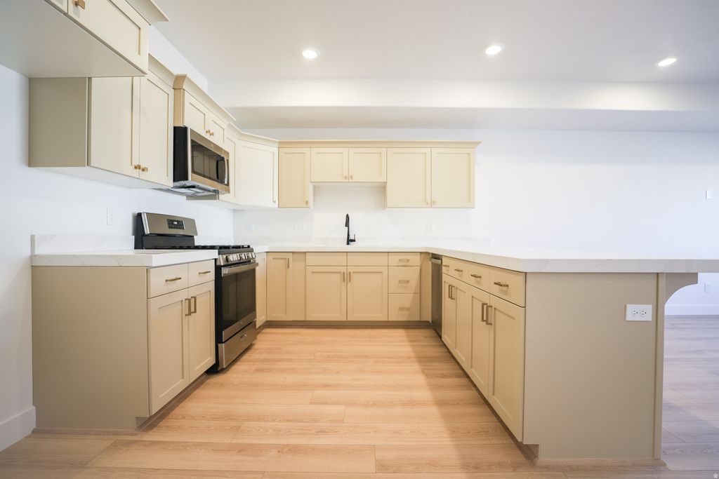 Photo of 441 E 590 N #54, Salem, UT 84653 (MLS # 2140883)