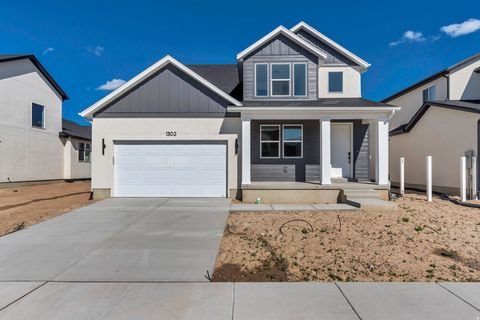 Photo of 1302 N 1475 E #40, Payson, UT 84651 (MLS # 2153810)
