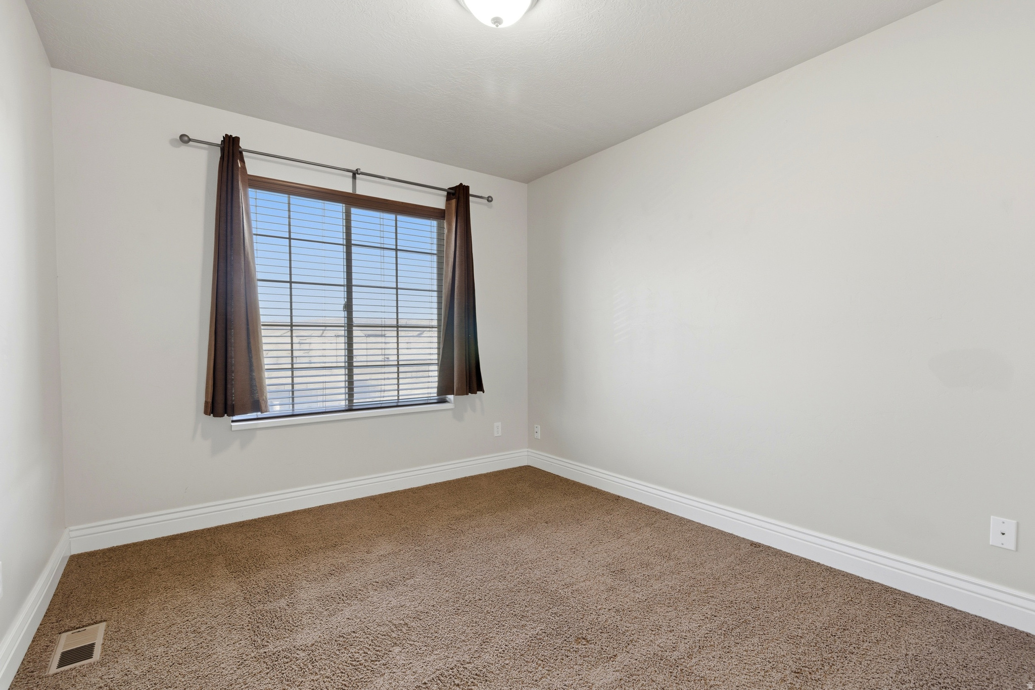 EAGLE POINT - Residential