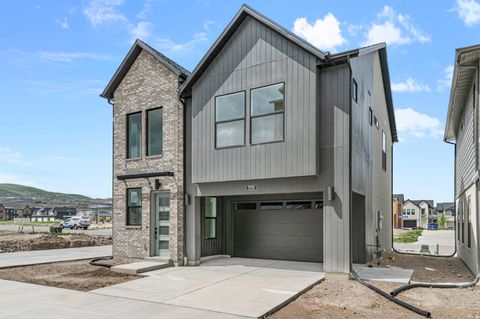 Tiny photo for 3908 W 2720 N, Lehi, UT 84043 (MLS # 2135213)