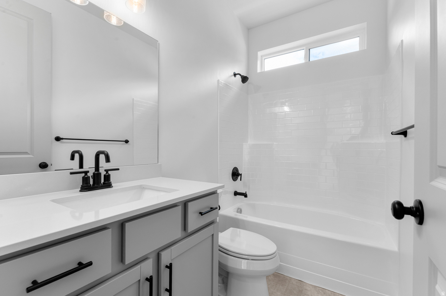 HOLBROOK E VILLAS 625 - Residential