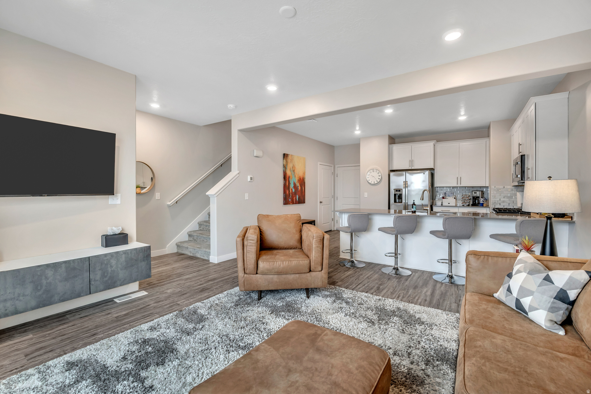 VILLAGE - Residential