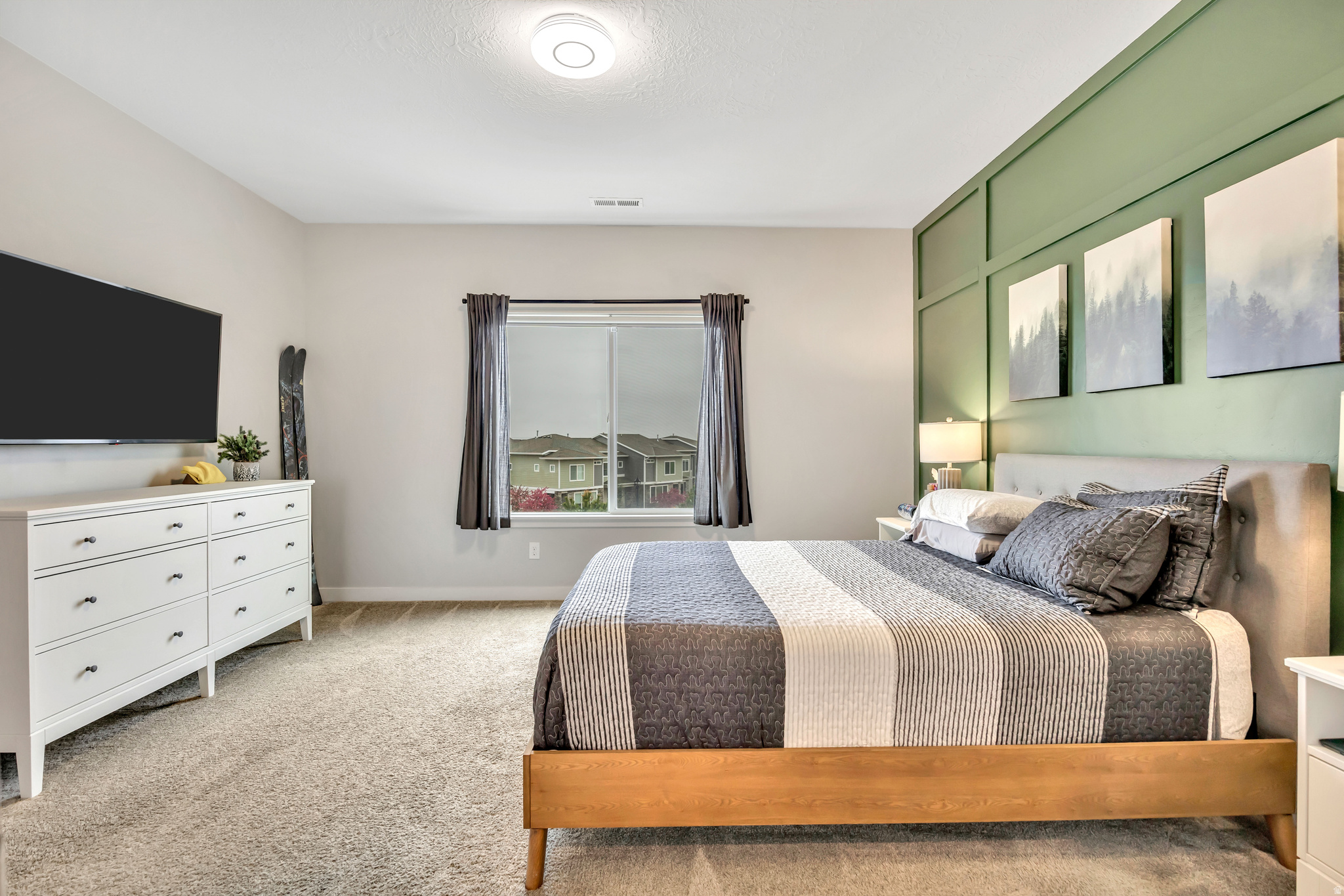 VILLAGE - Residential