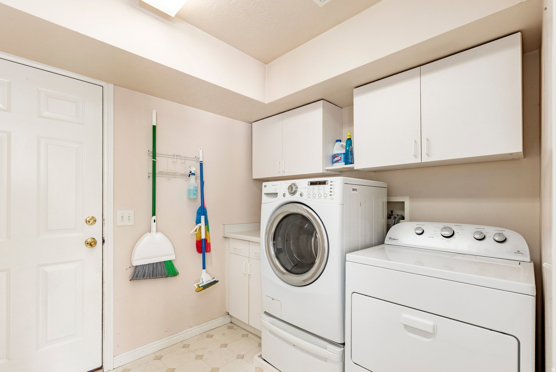 WOOD CREEK 2 - Residential