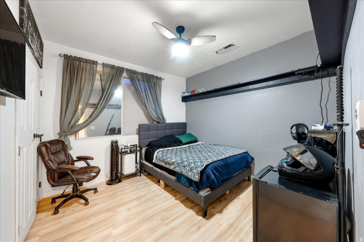 ROYAL OAKS 4 - Residential