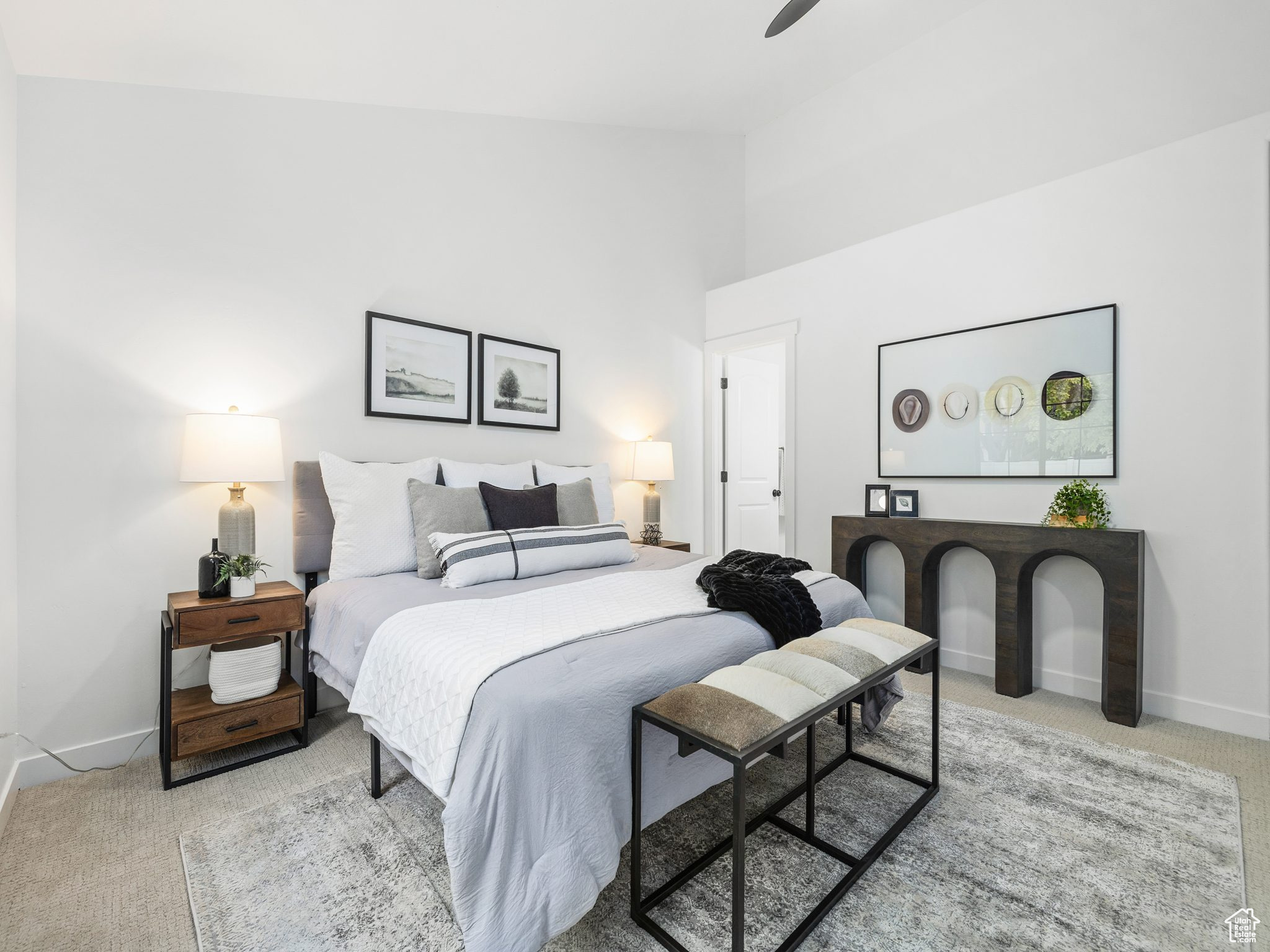 Spanish Fork, Utah 84660, United States, 4 Bedrooms Bedrooms, ,3 BathroomsBathrooms,Residential,Pending,198884