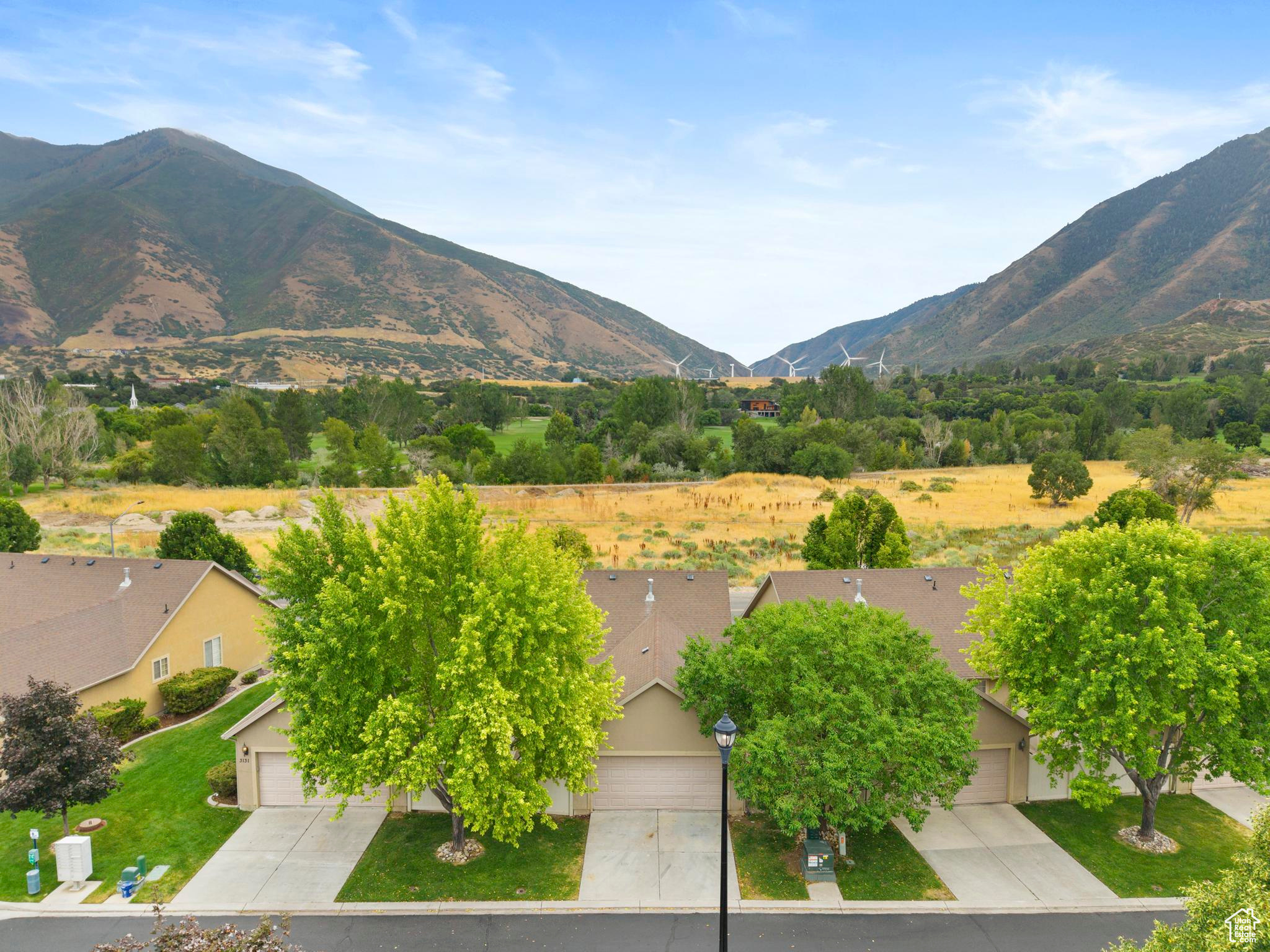 Spanish Fork, Utah 84660, United States, 4 Bedrooms Bedrooms, ,3 BathroomsBathrooms,Residential,Pending,198884