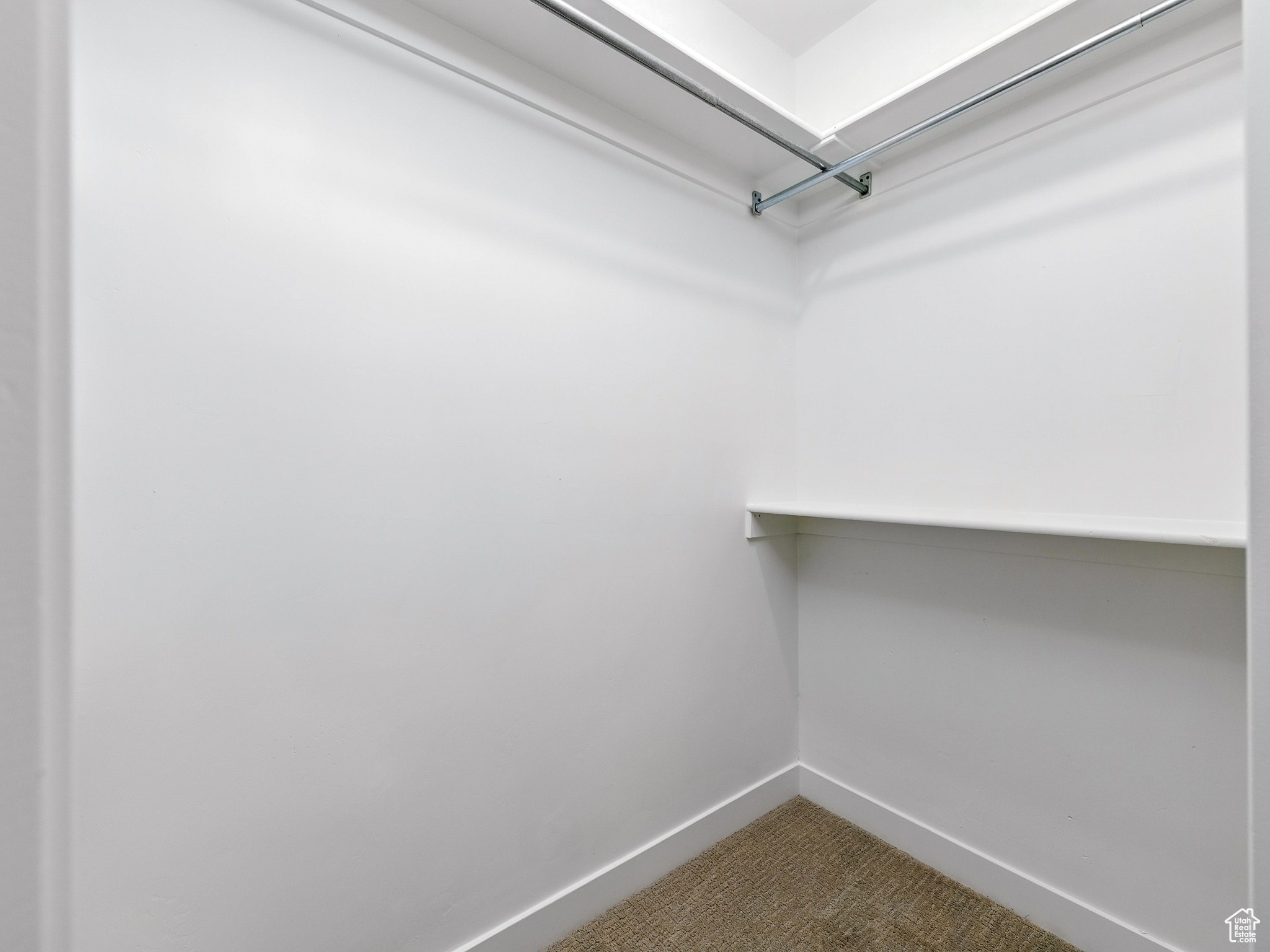 Spanish Fork, Utah 84660, United States, 4 Bedrooms Bedrooms, ,3 BathroomsBathrooms,Residential,Pending,198884