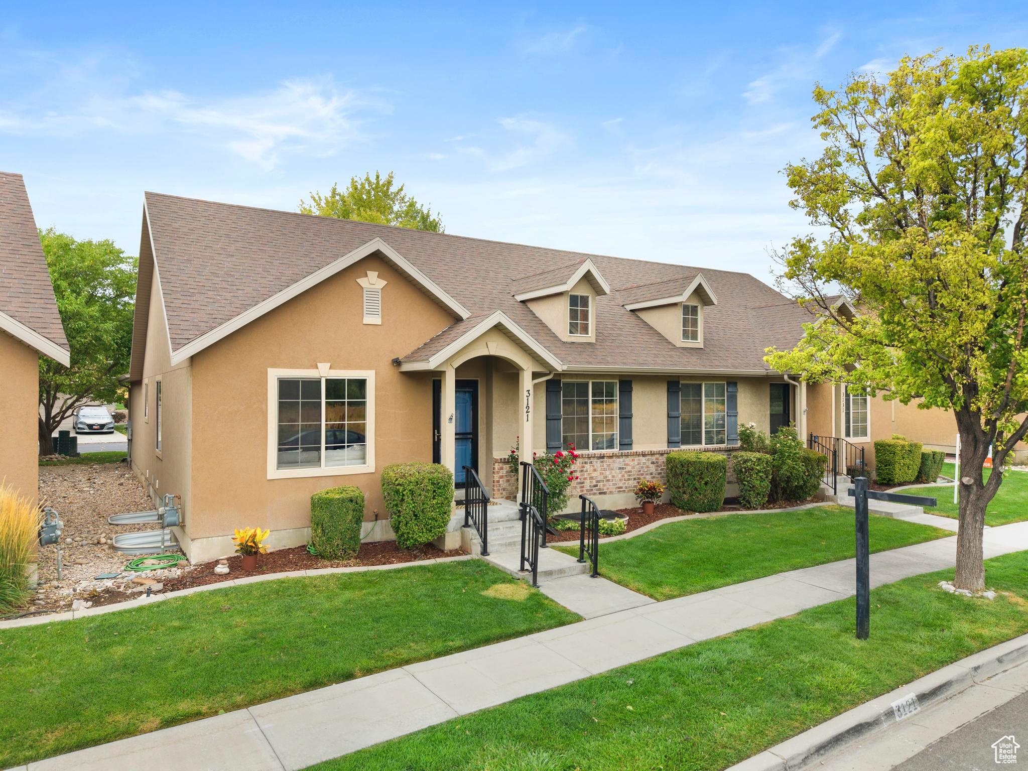 Spanish Fork, Utah 84660, United States, 4 Bedrooms Bedrooms, ,3 BathroomsBathrooms,Residential,Pending,198884